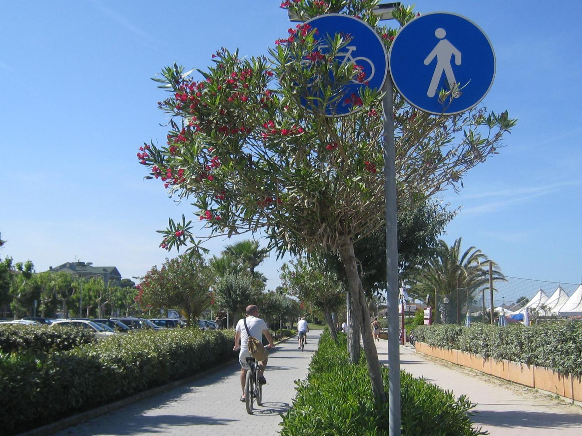 Hotel Miramare Giulianova Exterior foto